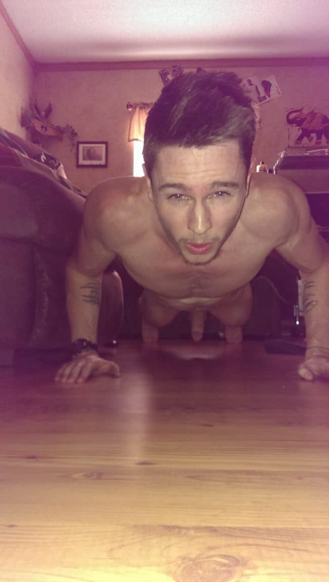 Nude Push Ups