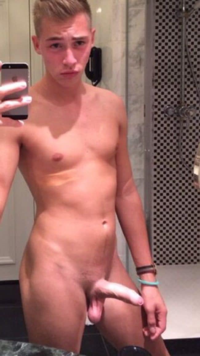 Perfect Nude Boy